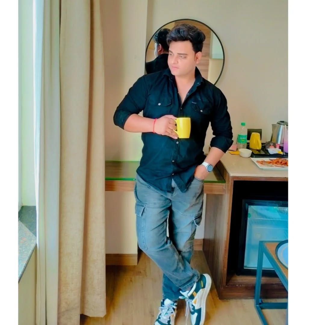 Post 1 by Priyanshu yadav🔵 on Instagram (carousel)