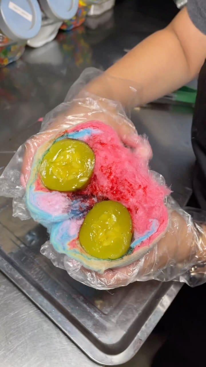 Post 10 by Jimelen Marie Galvez on Instagram (video)