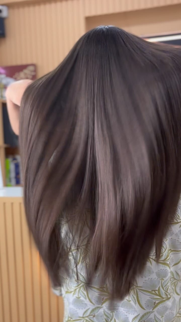 Post 5 by Exonic Salon on Instagram (video)