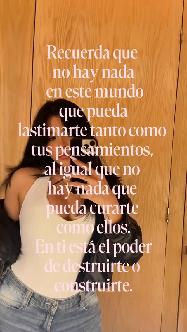 Post 6 by Hannia Gisselle🦢💐 on Instagram (video)