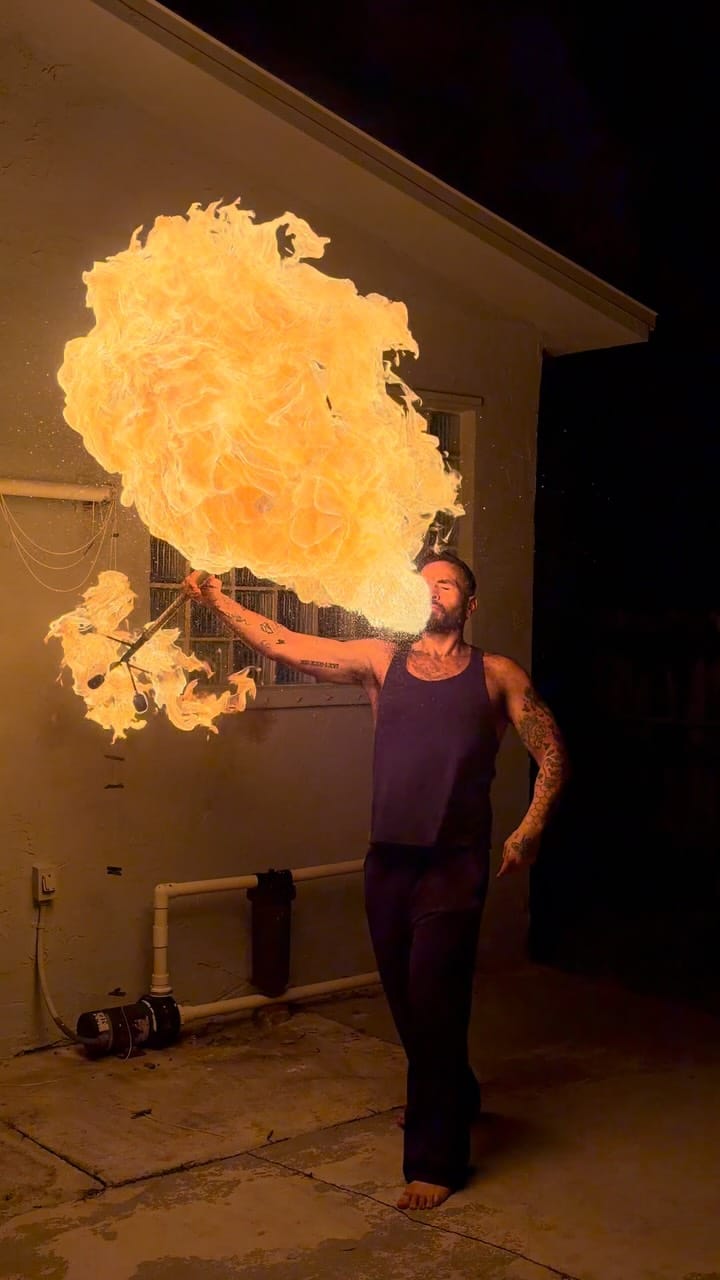 Post 4 by Raul Vallejo on Instagram (video)