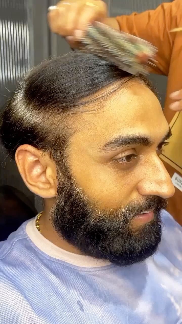 Post 10 by Vicky Kapoor on Instagram (video)