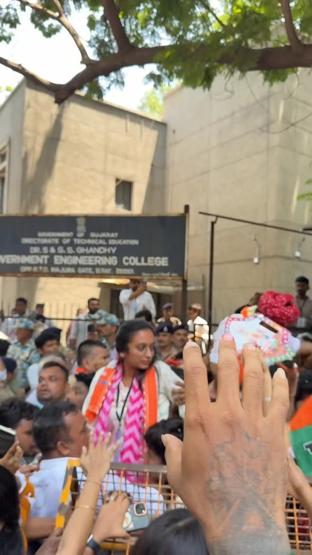 Post 5 by Yami Rathod on Instagram (video)