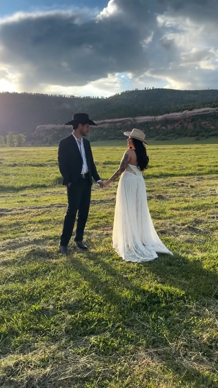 Post 6 by Arizona Destination Wedding Photographer✨ on Instagram (video)