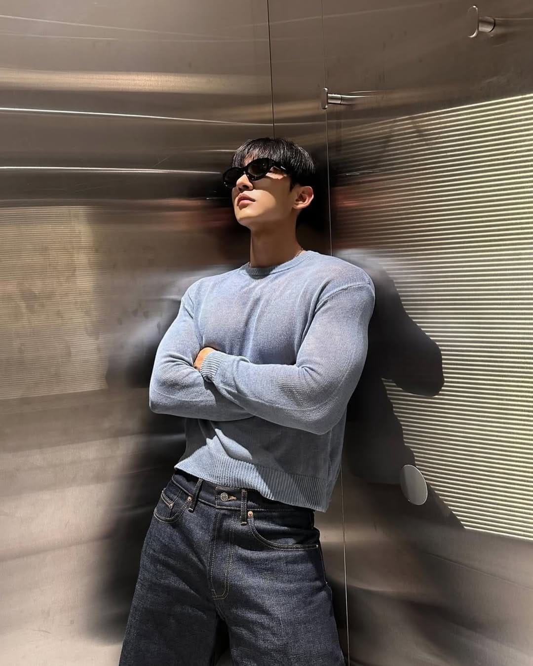 Post 1 by Ulzzang Boys🤍☁️ on Instagram (carousel)