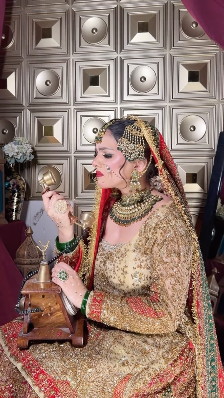 Post 5 by PREETI VIRDI | BRIDAL MAKEUP ARTIST 💄 on Instagram (video)