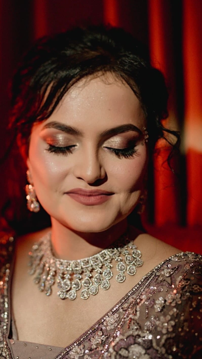 Post 8 by Parull Bhattnagar | Bridal Makeup Artist | Pune on Instagram (video)