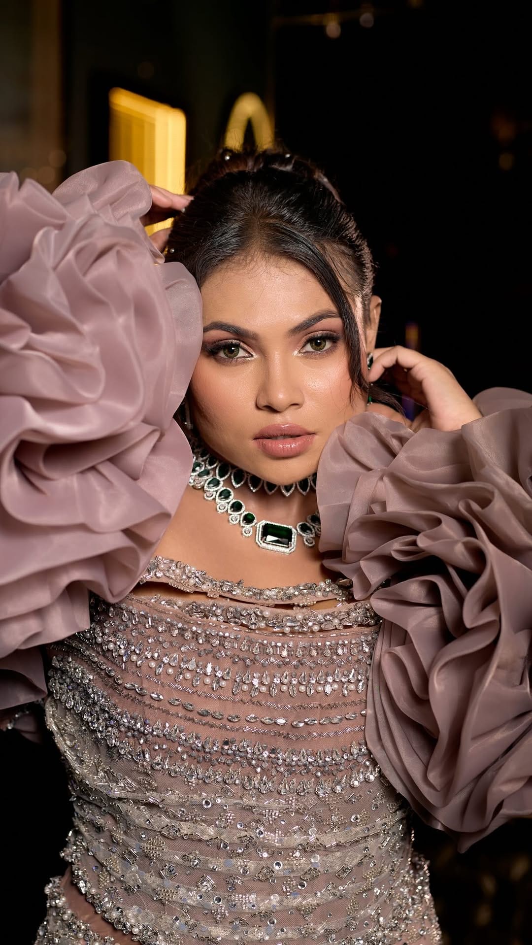 Post 1 by Parull Bhattnagar | Bridal Makeup Artist | Pune on Instagram (video)