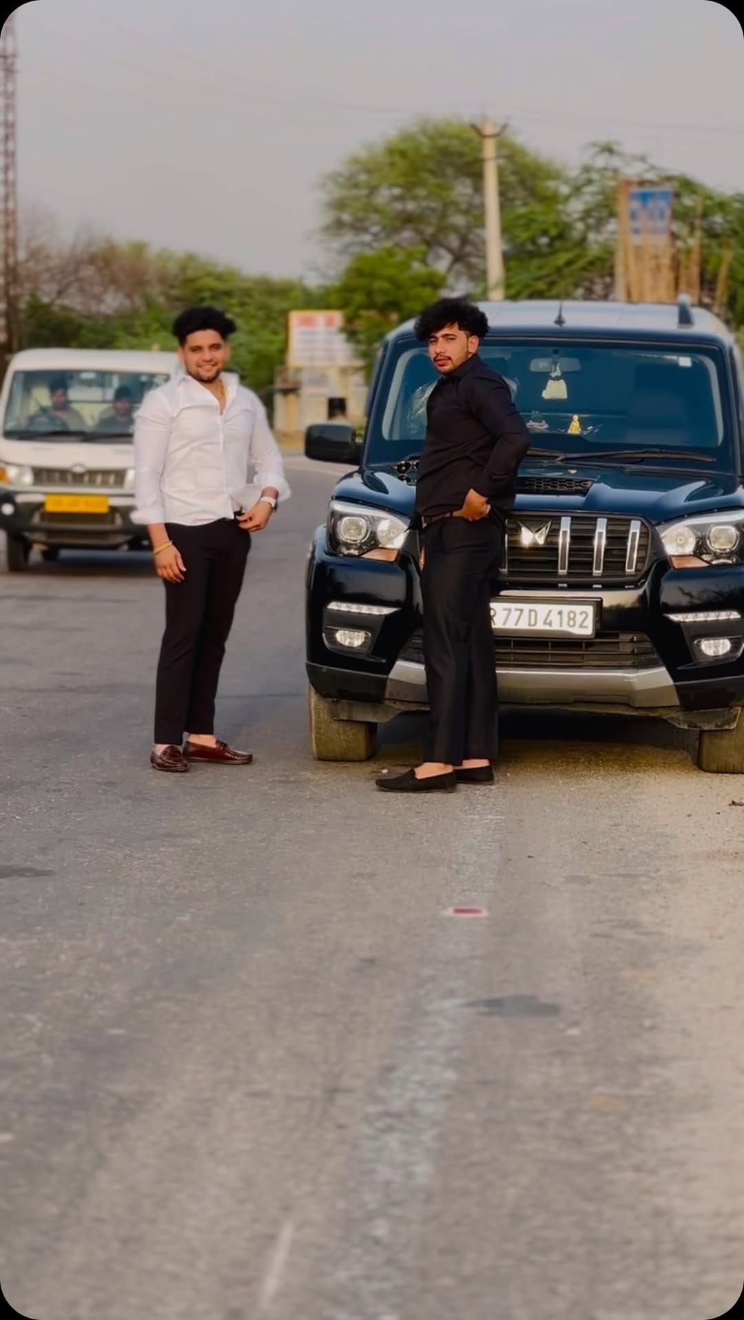Post 10 by Anshul Kadian 🃏 on Instagram (video)
