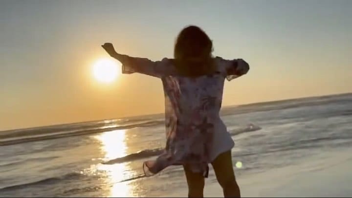 Post 4 by Vero Ale on Instagram (video)