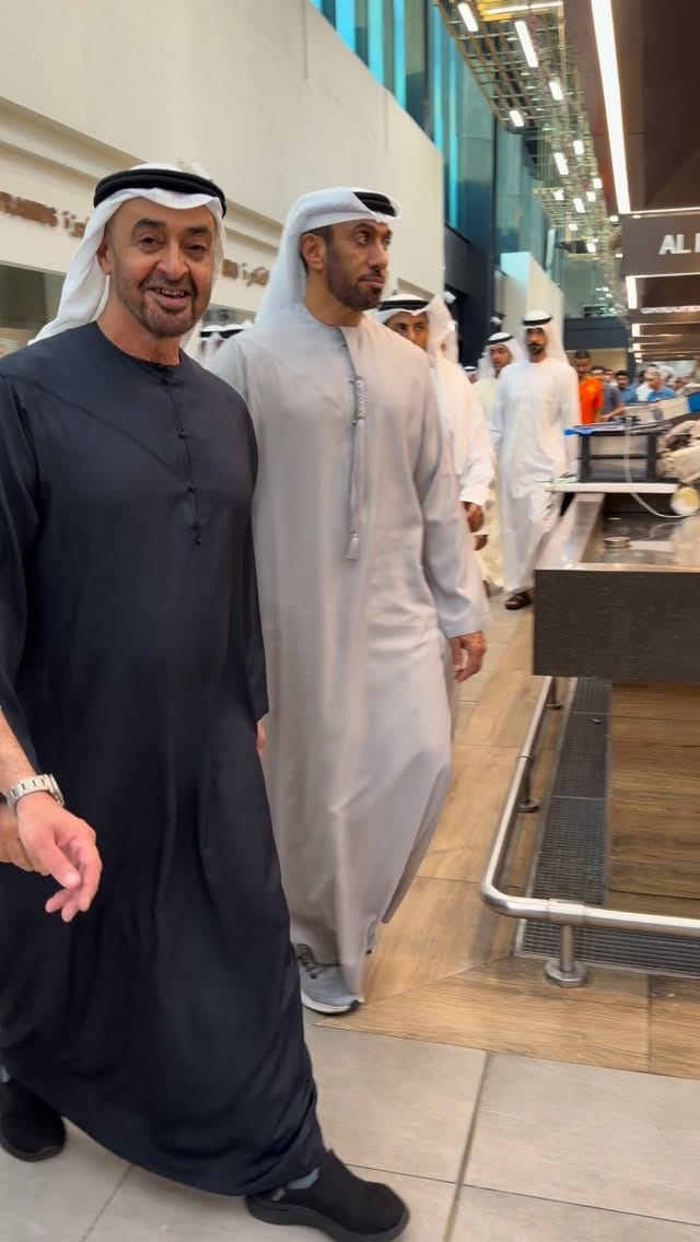 Post 8 by DUBAI STORE on Instagram (video)