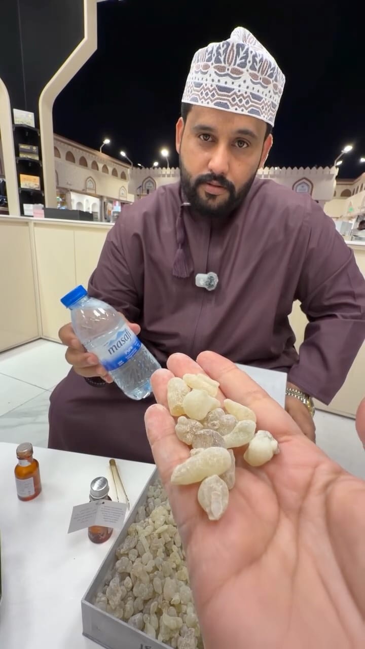 Post 4 by DUBAI STORE on Instagram (video)