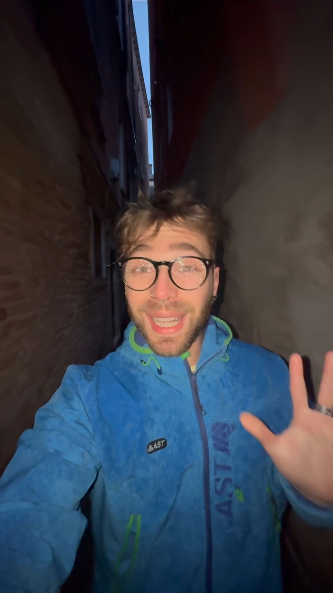 Post 9 by Nicolò Guerra e Matteo Ogniben on Instagram (video)