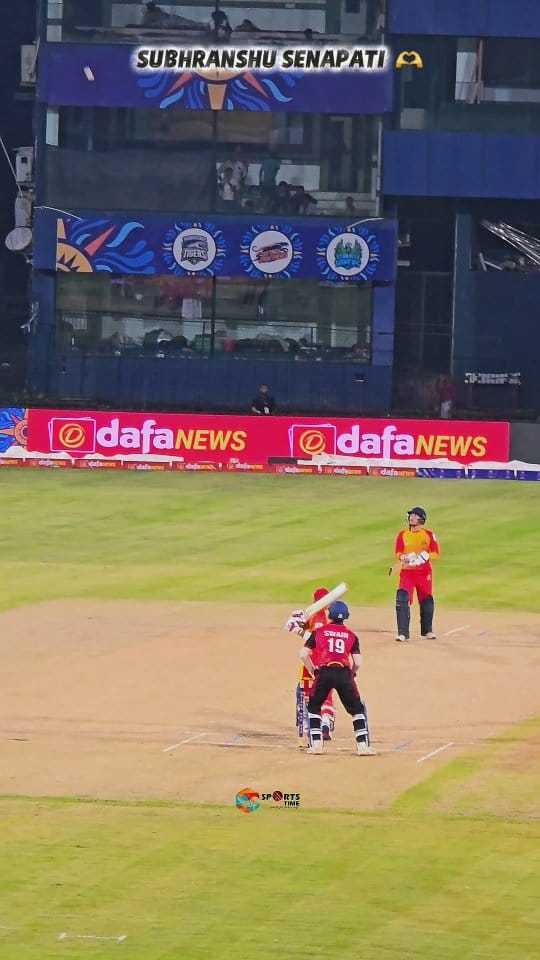 Post 6 by Subhranshu Senapati💫 on Instagram (video)