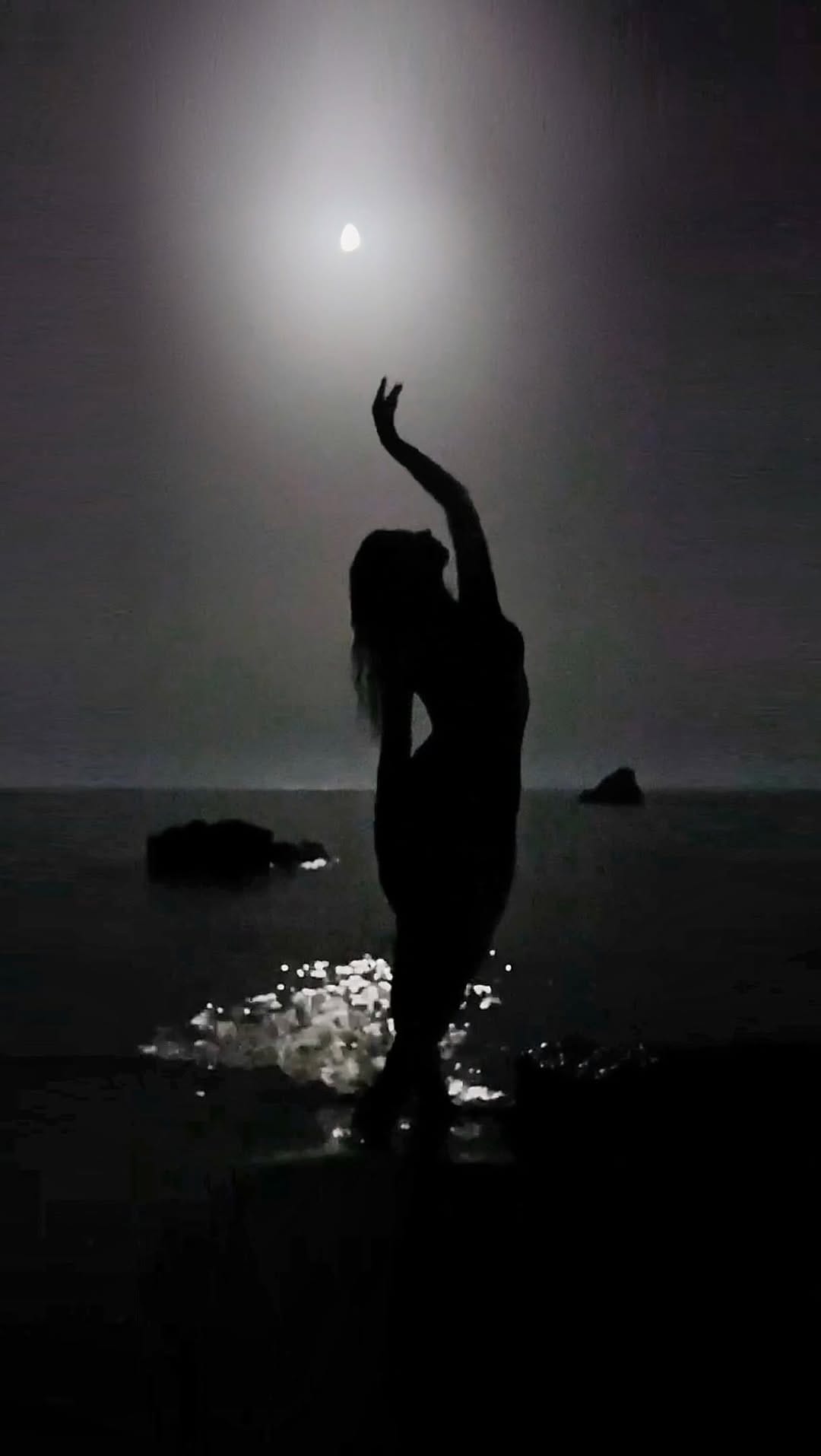 Post 4 by Erica Aquilino on Instagram (video)