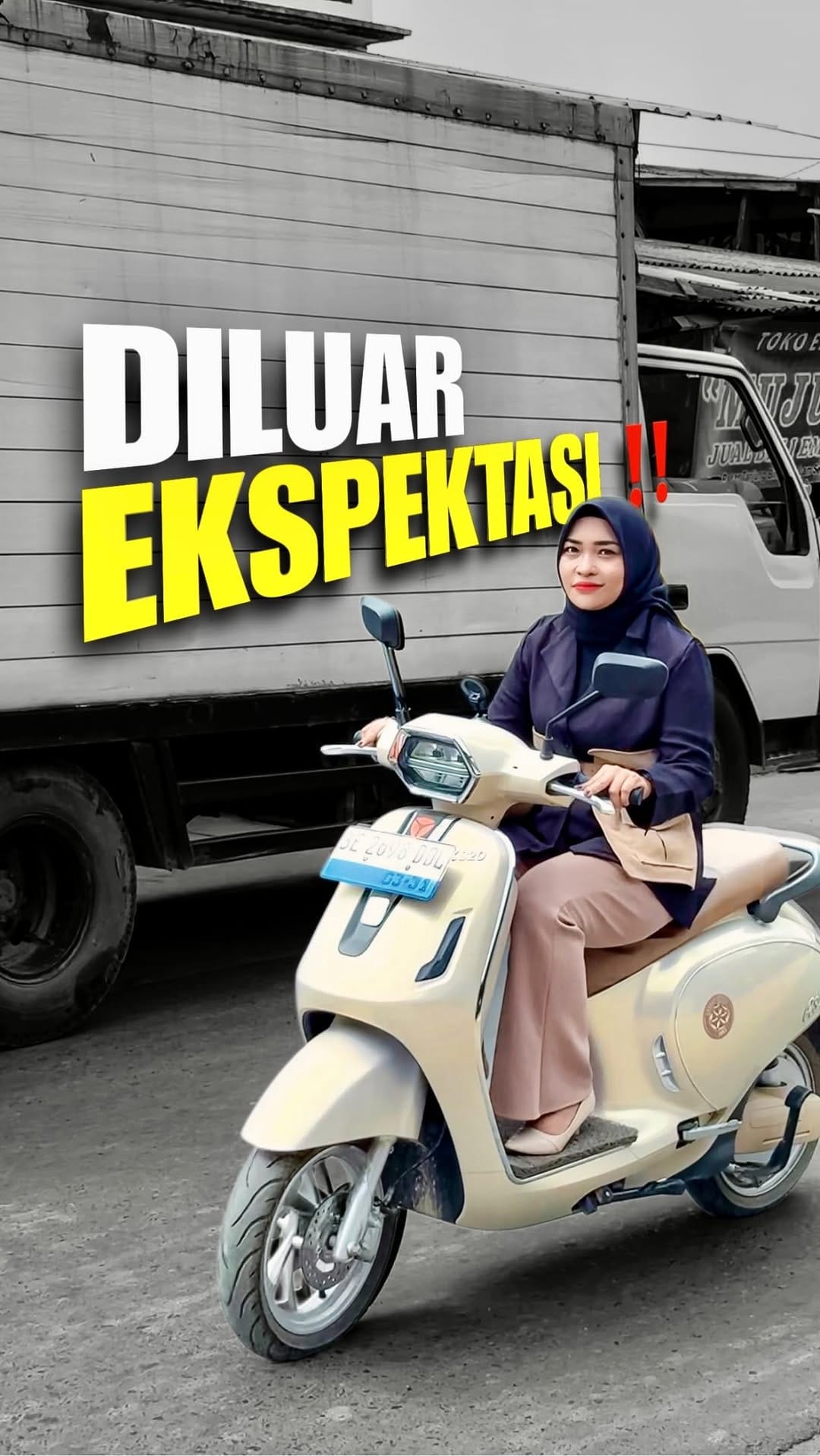 Post 2 by Ummu Hani 💋 on Instagram (video)