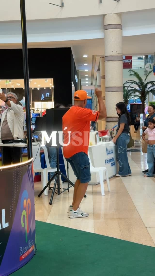 Post 2 by Portal Del Prado Centro Comercial on Instagram (video)