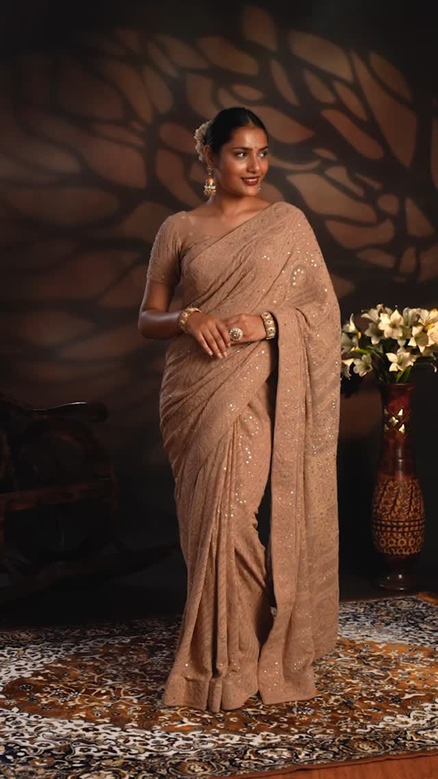 Post 4 by Deepika Bajaj on Instagram (video)