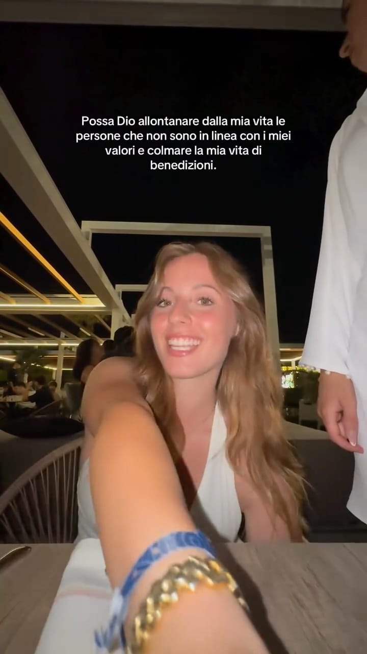 Post 3 by TERESA BOVE💎 on Instagram (video)