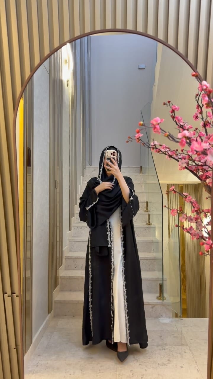 Post 9 by Fatima💕 on Instagram (video)