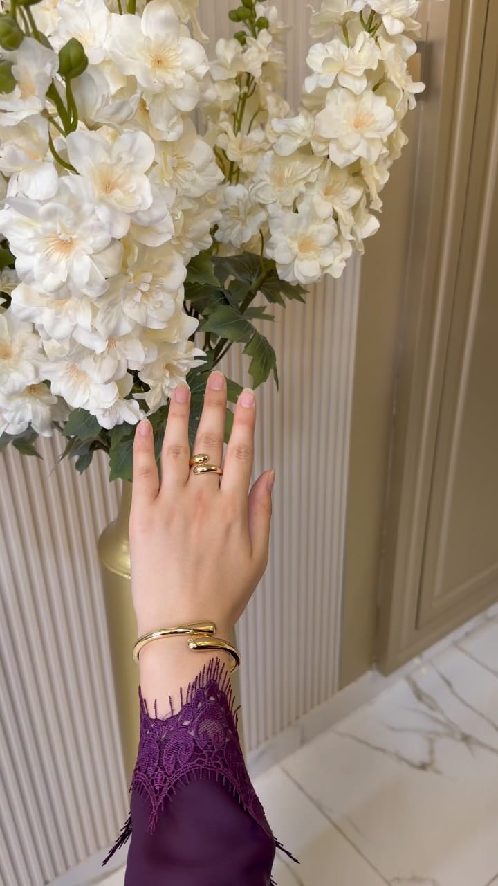 Post 6 by Fatima💕 on Instagram (video)