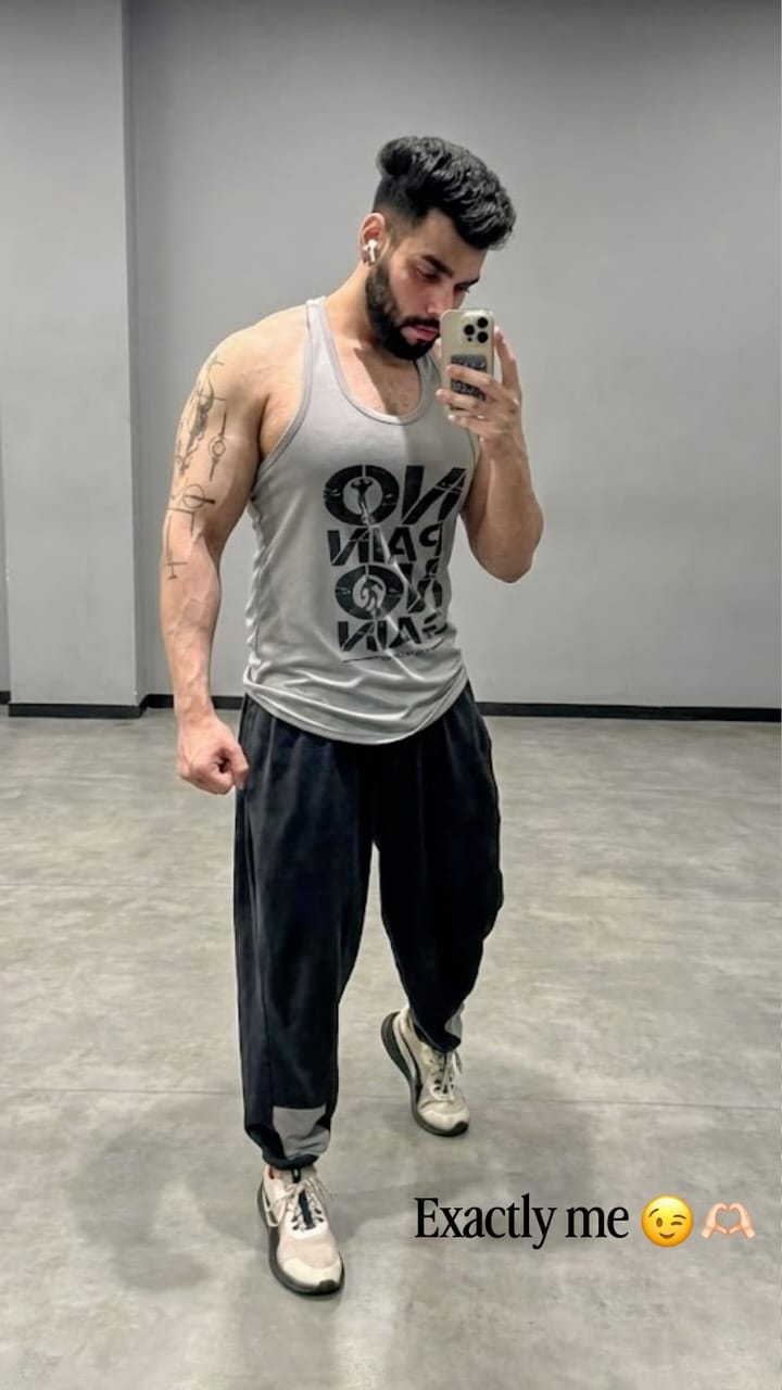 Post 7 by Hitesh Dewett 🧿 on Instagram (video)