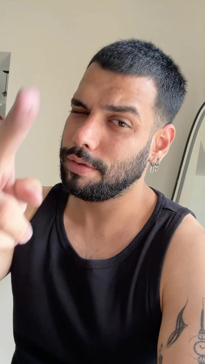 Post 5 by Hitesh Dewett 🧿 on Instagram (video)