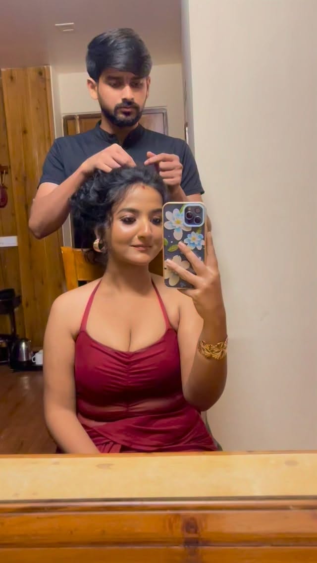 Post 9 by Parijayi Mou on Instagram (video)