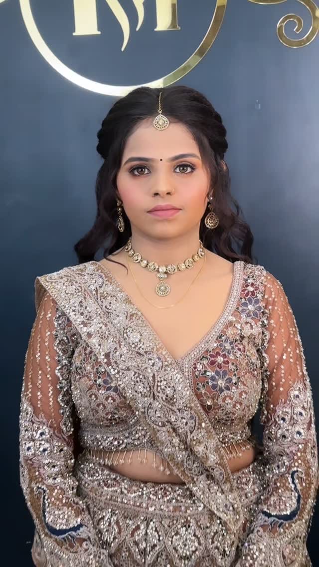 Post 3 by Nidhi Mishra | Makeup Artist | unnao on Instagram (video)