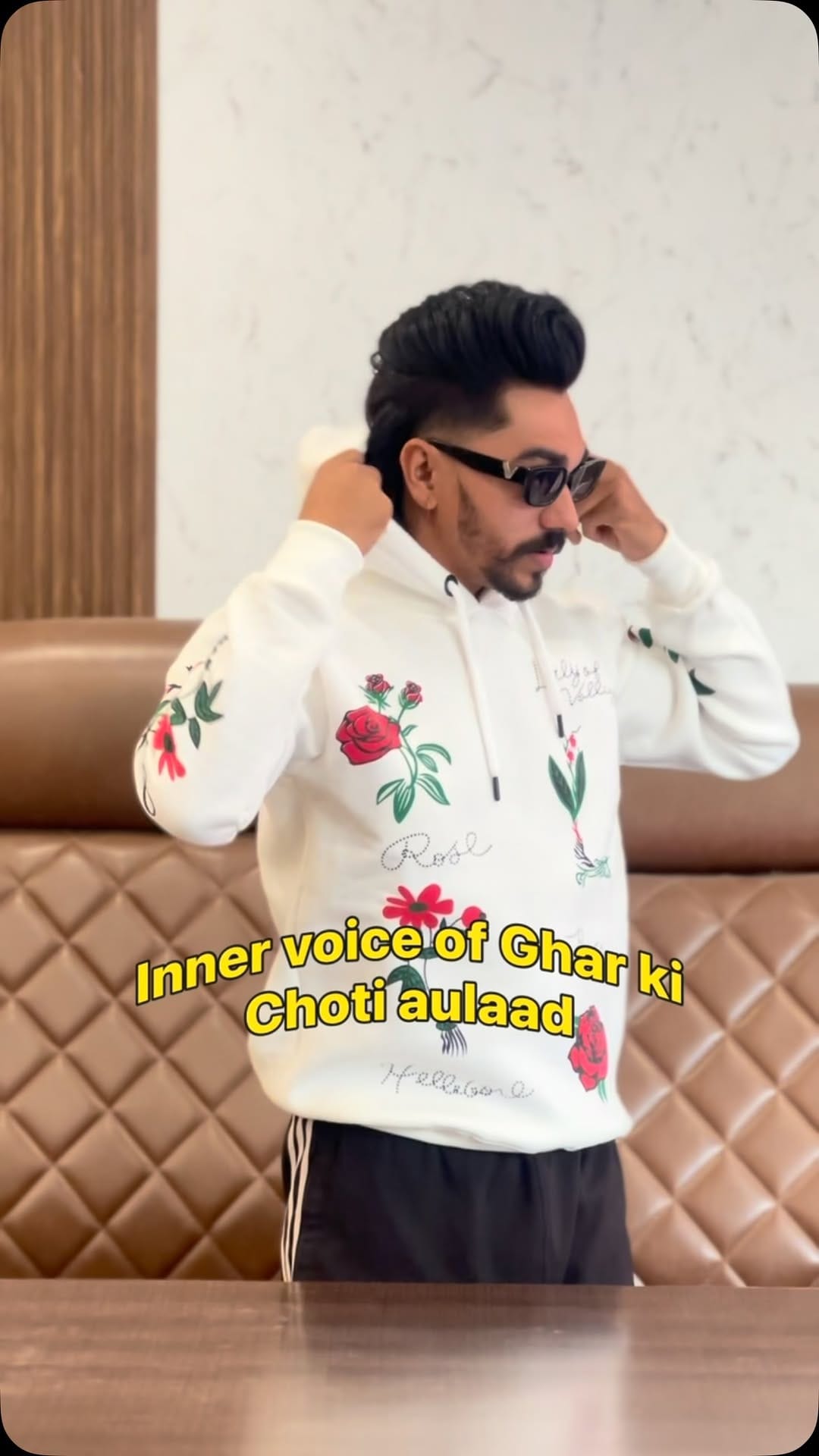 Post 6 by ⚜️विकी रेखा विजयशेठ भदाणे ⚜️VB on Instagram (video)