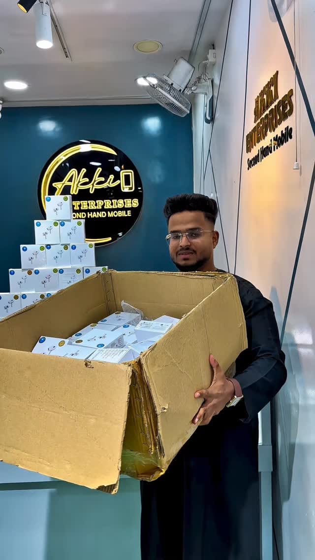 Post 9 by Aqyan Shaikh on Instagram (video)