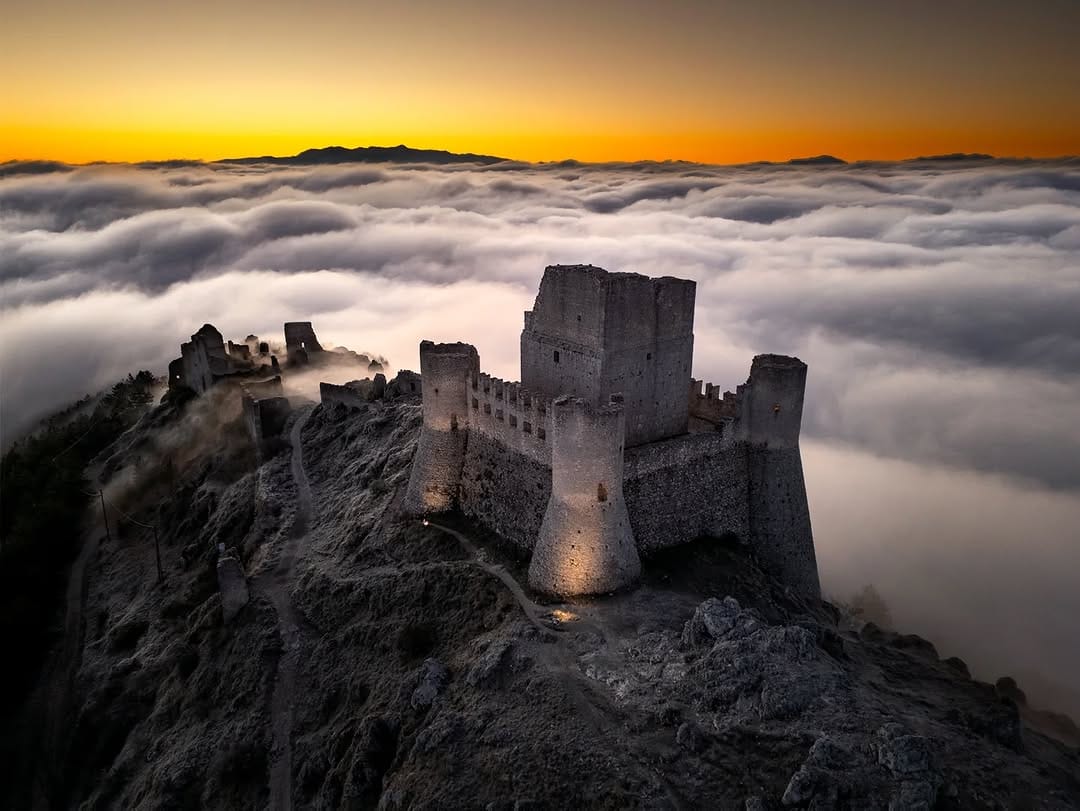 Post 9 by Tommaso Di Donato on Instagram (image)