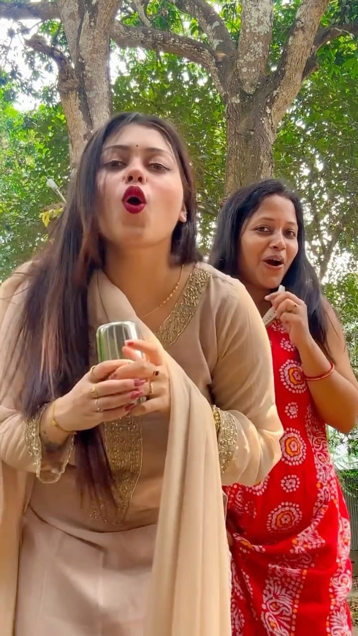 Post 10 by Neha Debnath ❤️ on Instagram (video)