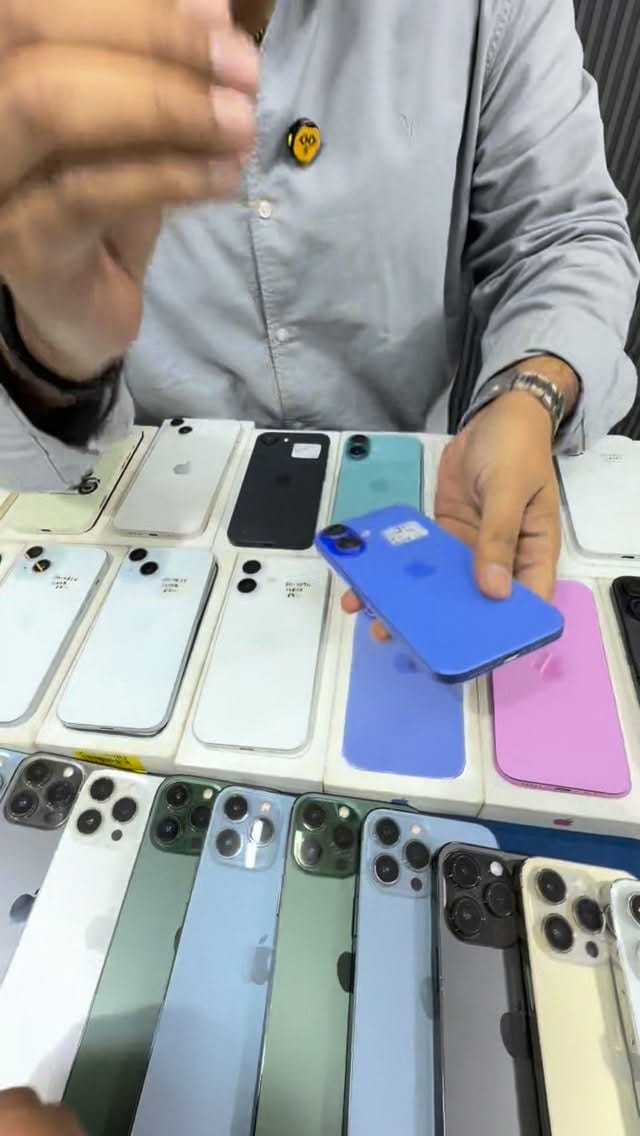 Post 6 by FONE HOUSE || USED PHONES on Instagram (video)