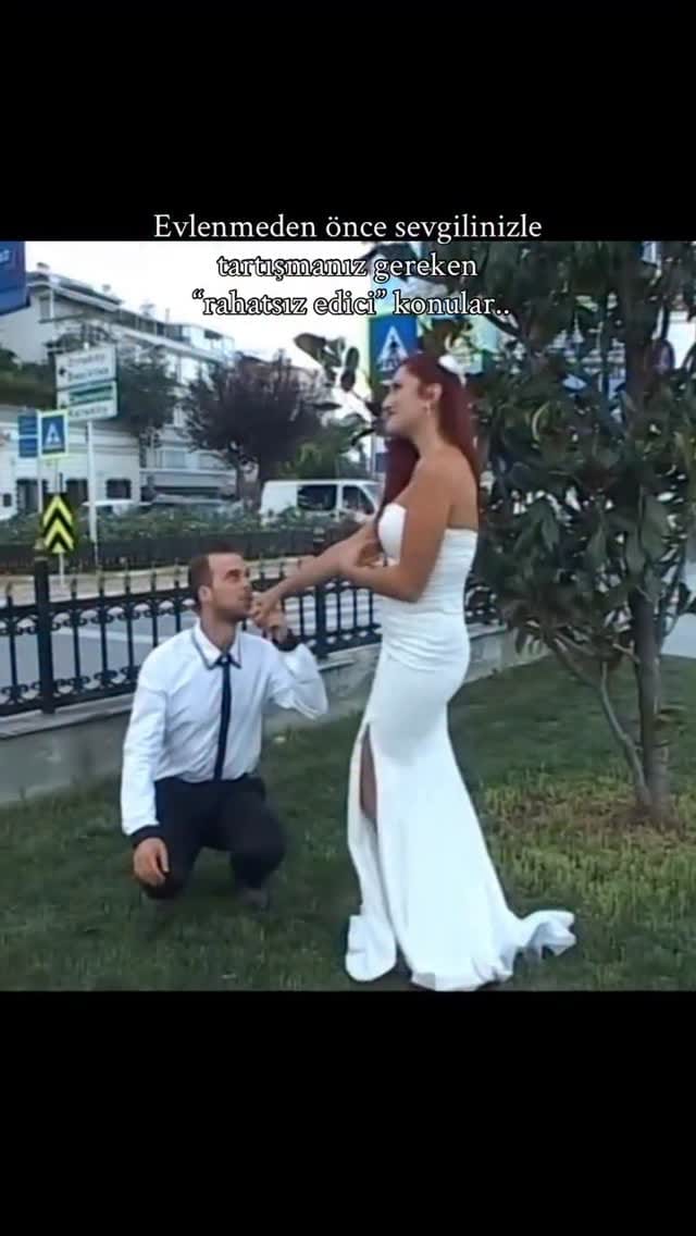 Post 8 by Melis Yağmur Fontana on Instagram (video)