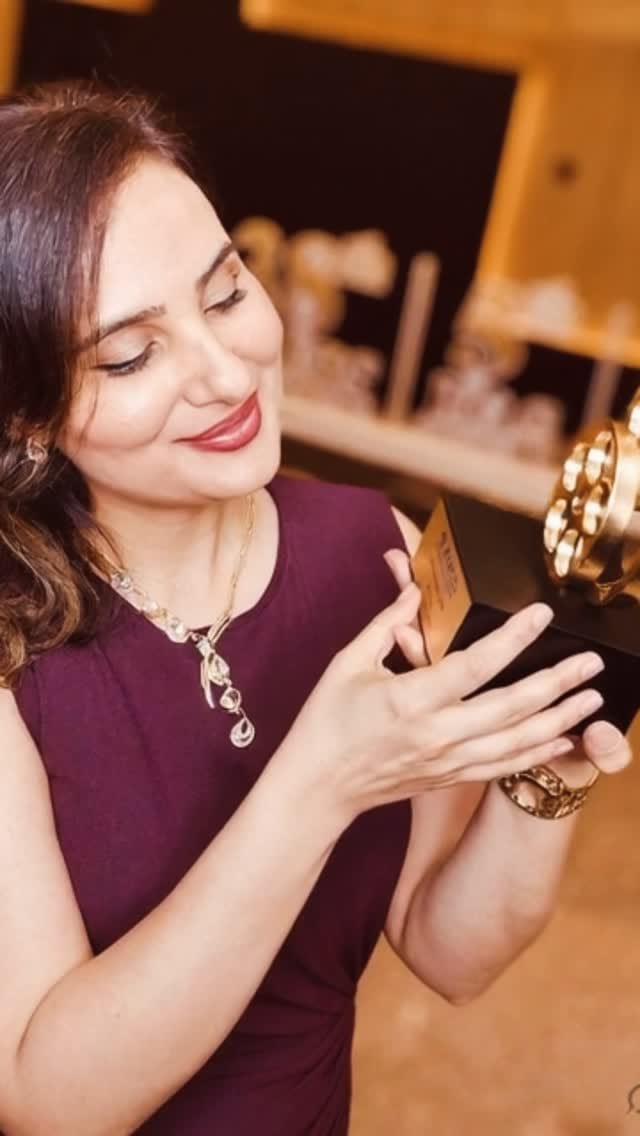 Post 4 by Dr.Sheetal Brar on Instagram (video)