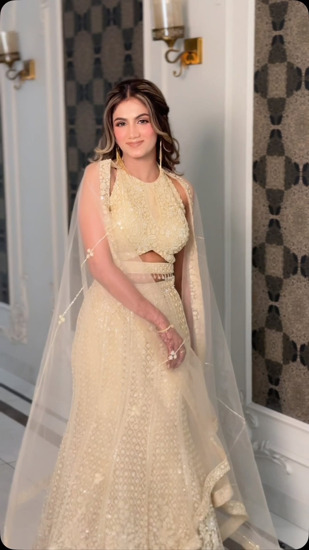 Post 4 by Mehak makeover salon on Instagram (video)