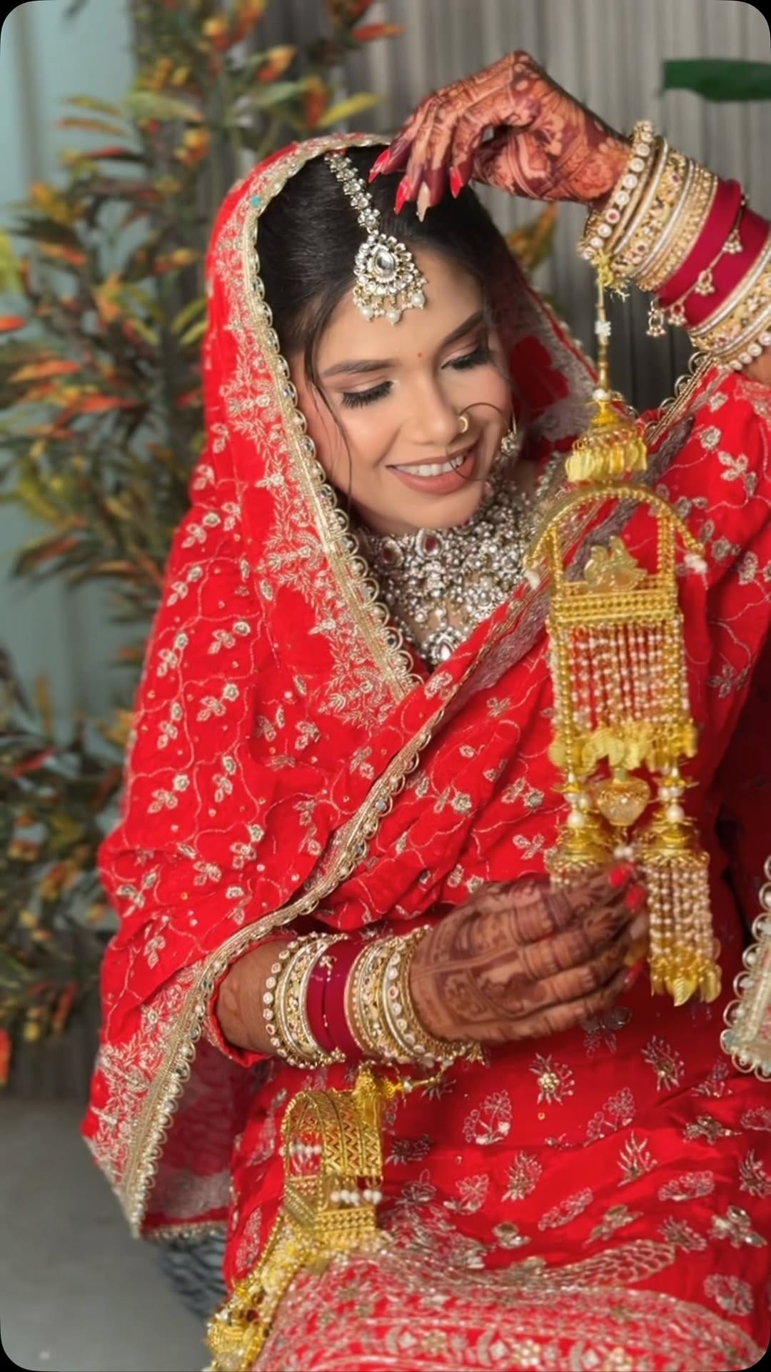 Post 3 by Mehak makeover salon on Instagram (video)