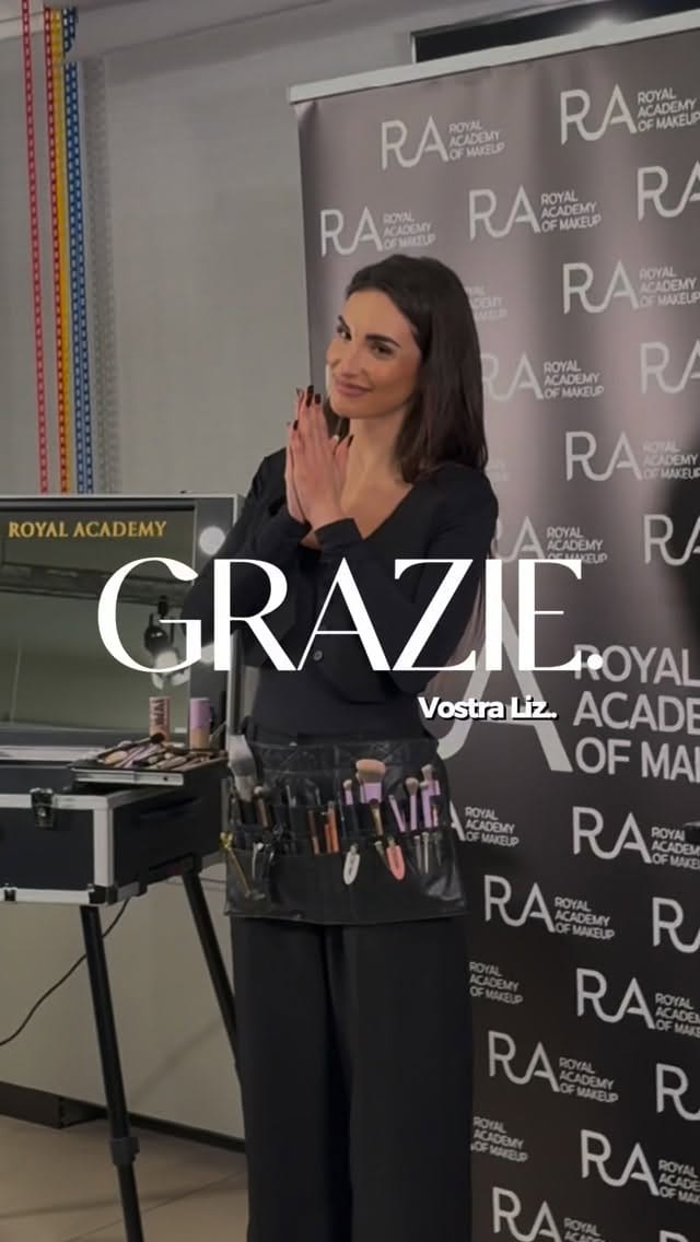 Post 9 by Lisa Ragno on Instagram (video)