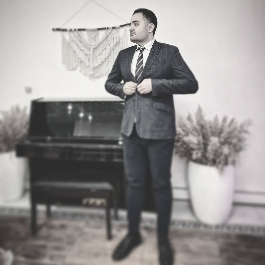 Post 7 by Kasra Sajjadi on Instagram (image)