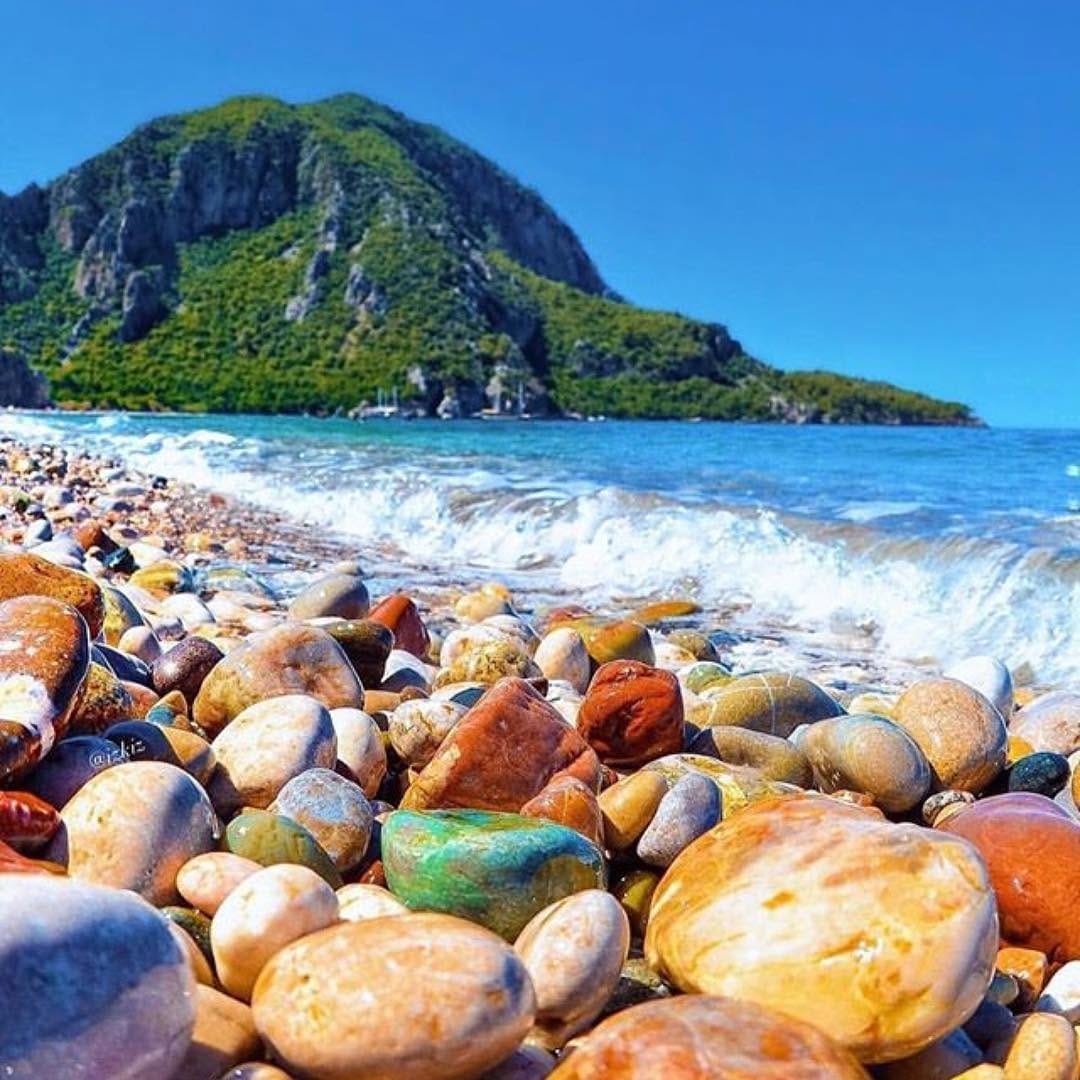 Post 7 by Dean Broadwater on Instagram (image)