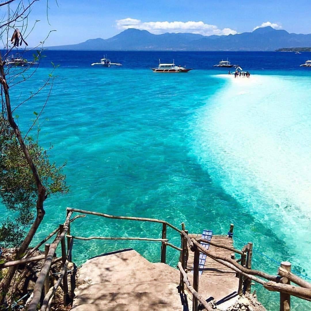 Post 4 by Dean Broadwater on Instagram (image)