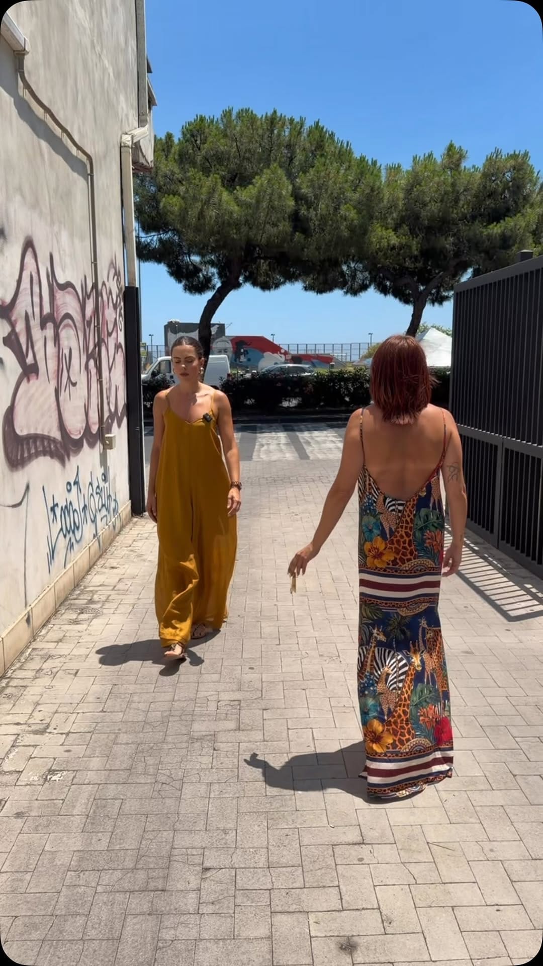 Post 3 by PARUSIA on Instagram (video)