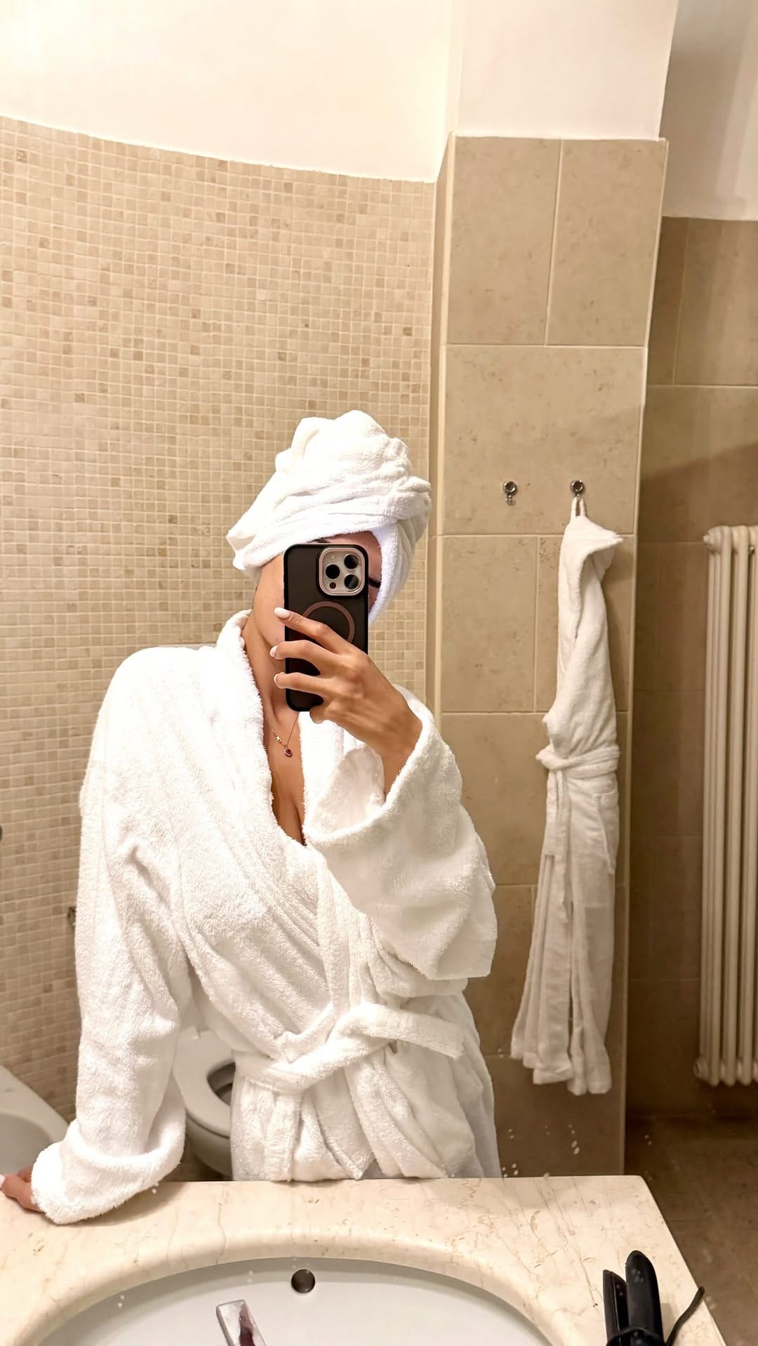 Post 7 by Sara Shaimi on Instagram (video)