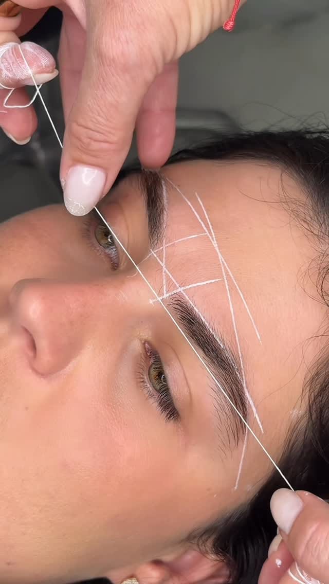 Post 10 by Zahily Crespo SWFL / Brow Artist on Instagram (video)