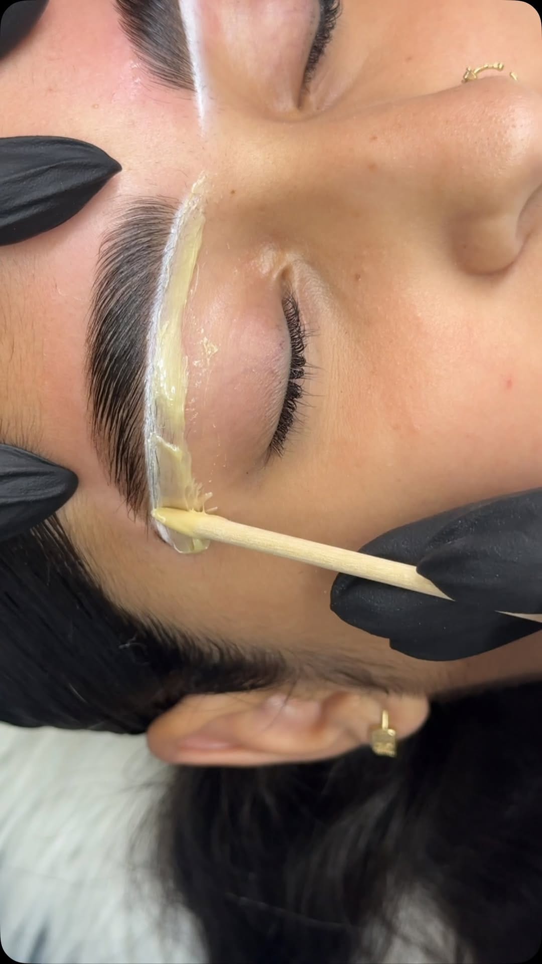 Post 8 by Zahily Crespo SWFL / Brow Artist on Instagram (video)