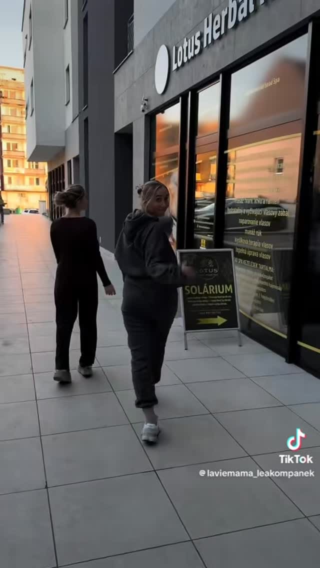 Post 1 by Lotus Herbal Head Spa Dunajská Streda on Instagram (video)