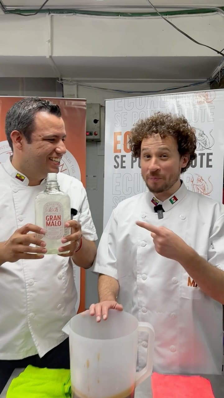 Post 9 by Sergio el Heladero on Instagram (video)
