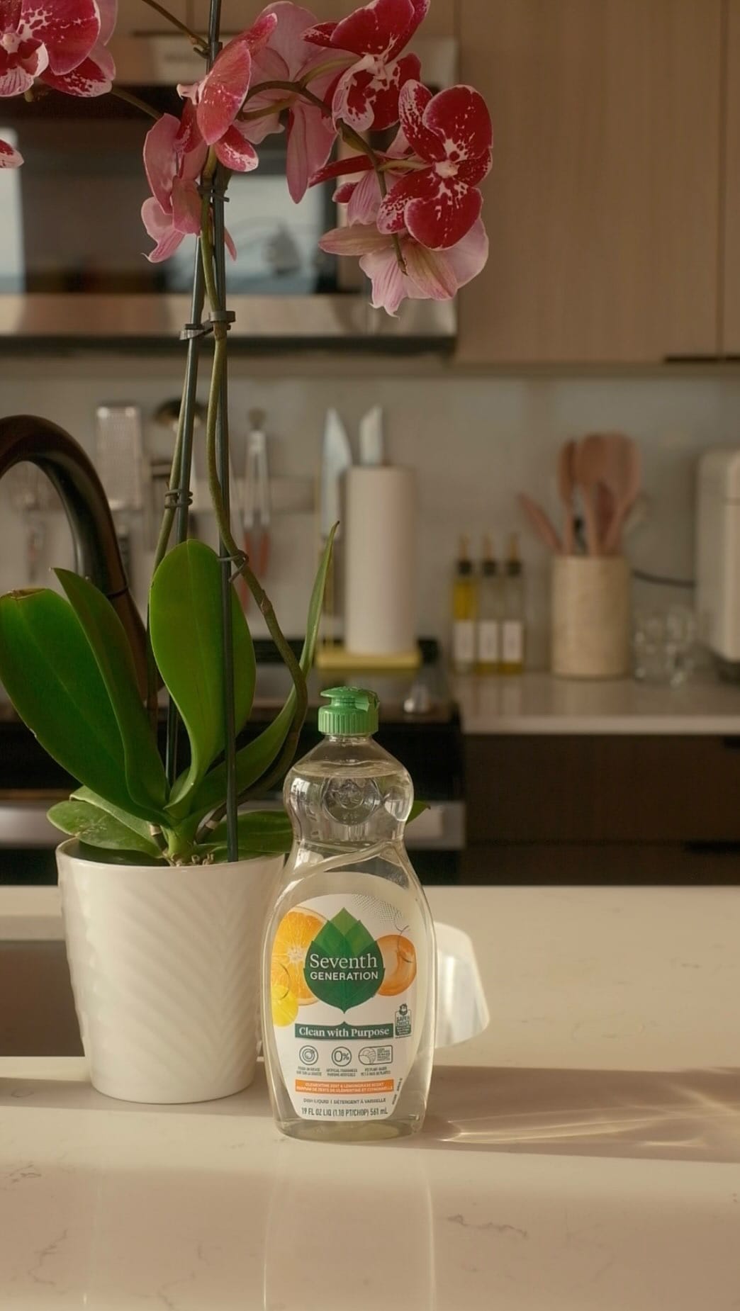 Post 7 by Kelly Marcelo | home decor & lifestyle on Instagram (video)