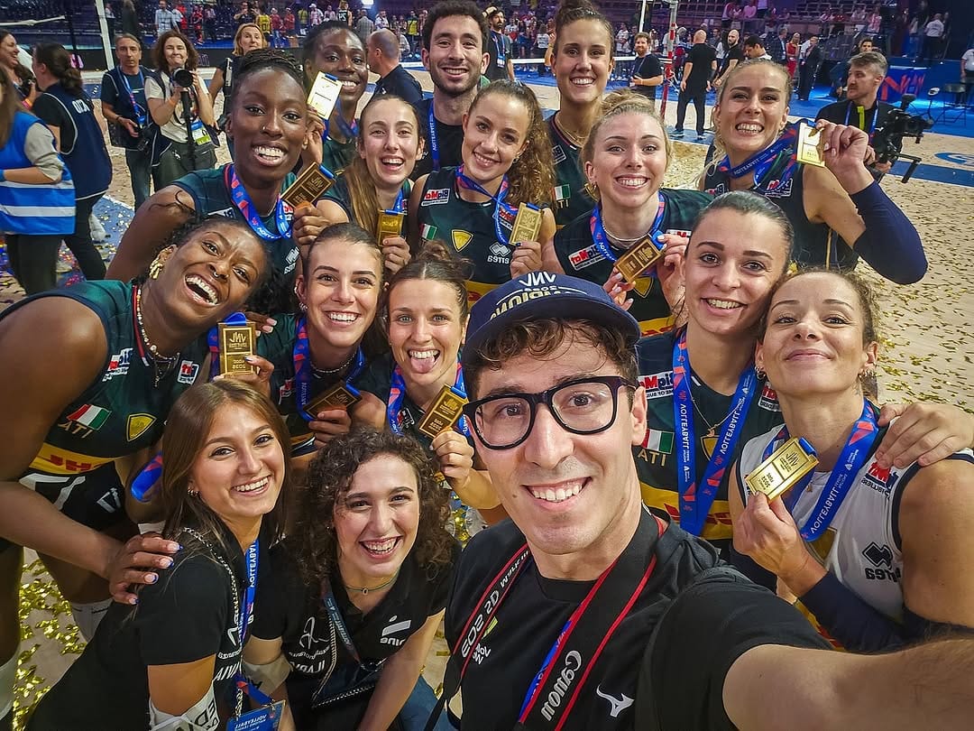 Post 5 by Flavia🦂 on Instagram (image)